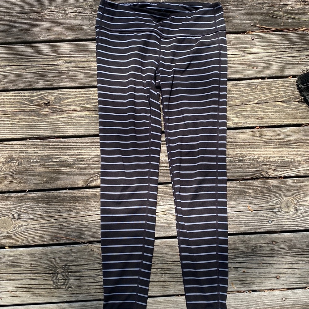 Athleta workout leggings, striped black/grey, M